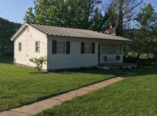 524 Raccoon Valley Rd, Powell, TN 37849