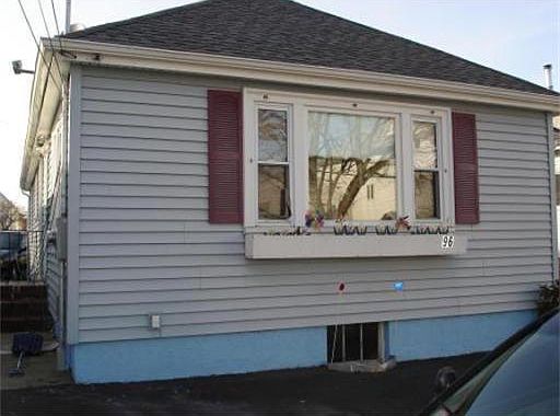 2nd image of 96 Pomona St