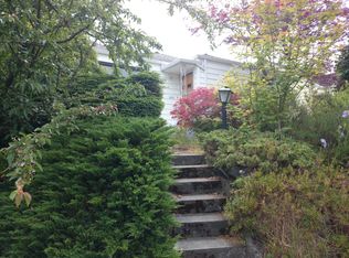 8058 20th Ave NW, Seattle, WA 98117