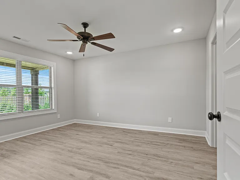 Lucas Ferry Townhomes — Photo 58