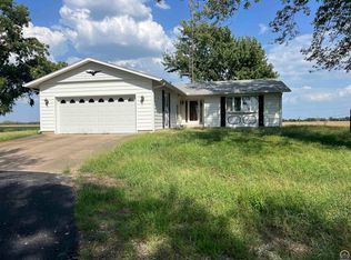 6542 NW 17th St, Topeka, KS 66618