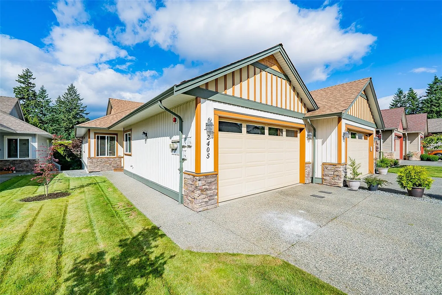 2405 Brandon Way photo 1