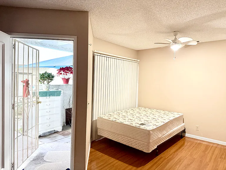753 Park Shadow Ct — Photo 14