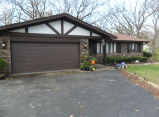 11340 Bell Rd, Lemont, IL 60439