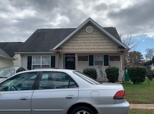 4135 Canyon Creek Ln, Charlotte, NC 28216