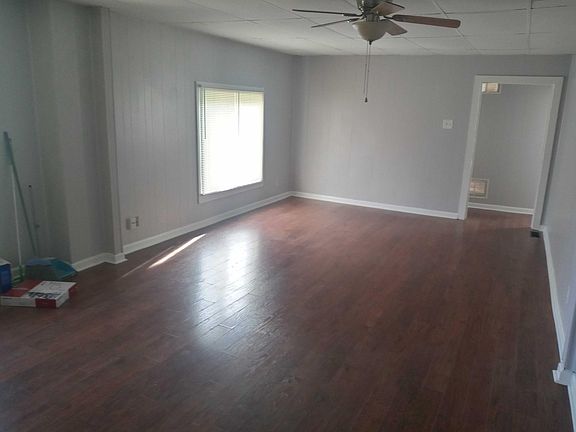 4th image of 4843 W Beecher St #1
