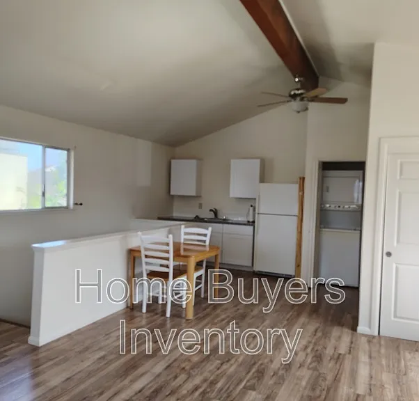 958 Terrace Ave — Photo 7