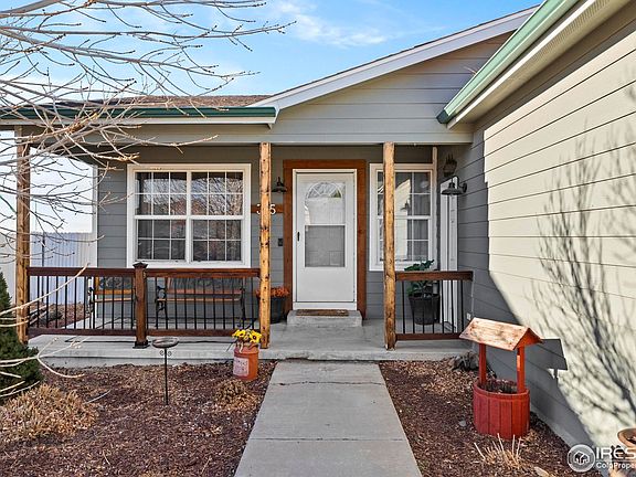3rd image of 305 Linden Oaks Dr