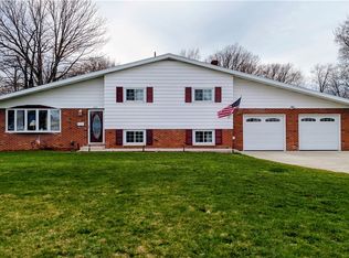 831 Mill St, Conneaut, OH 44030