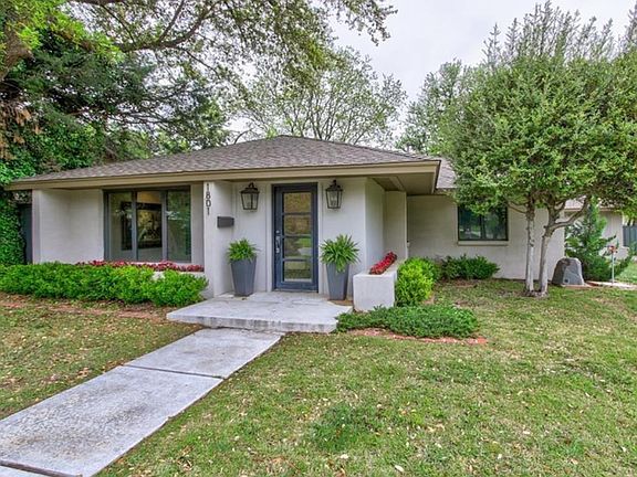 2nd image of 1801 Westminster Pl