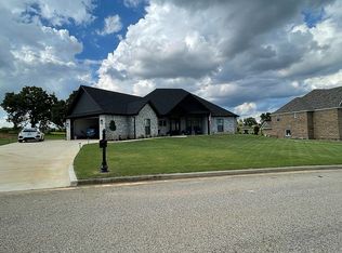 21 Wilderness Rd N, Calera, OK 74730