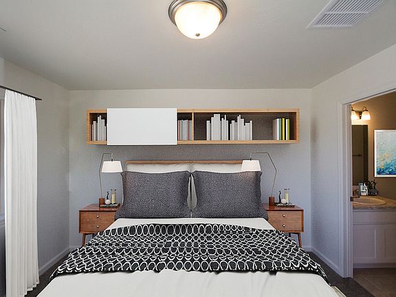 5th image of 654 Trinity Way #D