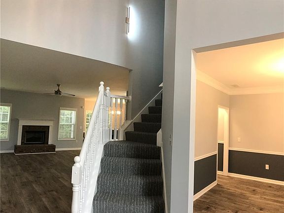 2nd image of 3855 Sagebrush Ln