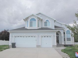 998 S Davenport Dr, Grantsville, UT 84029