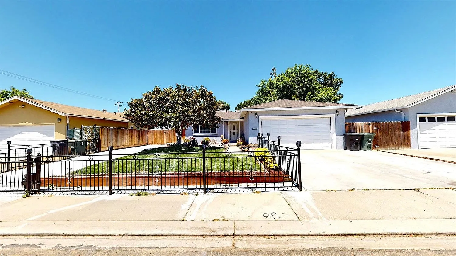 2441 Eicher Ave photo 1