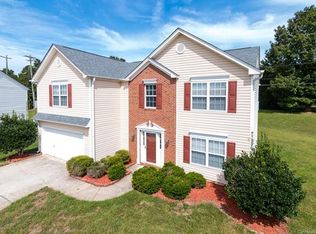 5206 Aria Ct, Charlotte, NC 28215