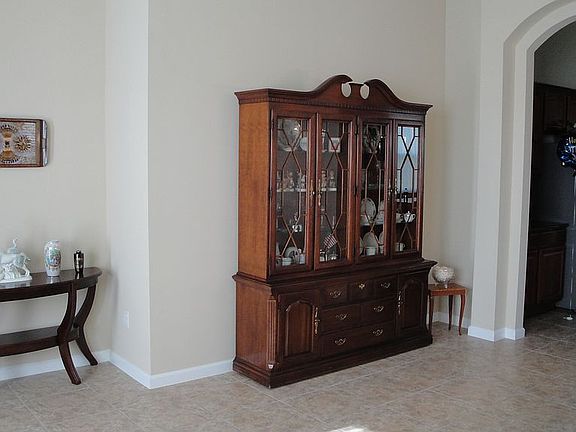 5th image of 1413 Dittmer Cir SE
