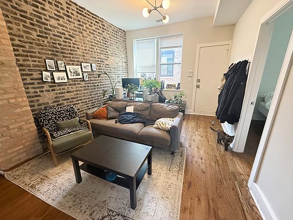 2nd image of 1422 N Talman Ave APT 3R