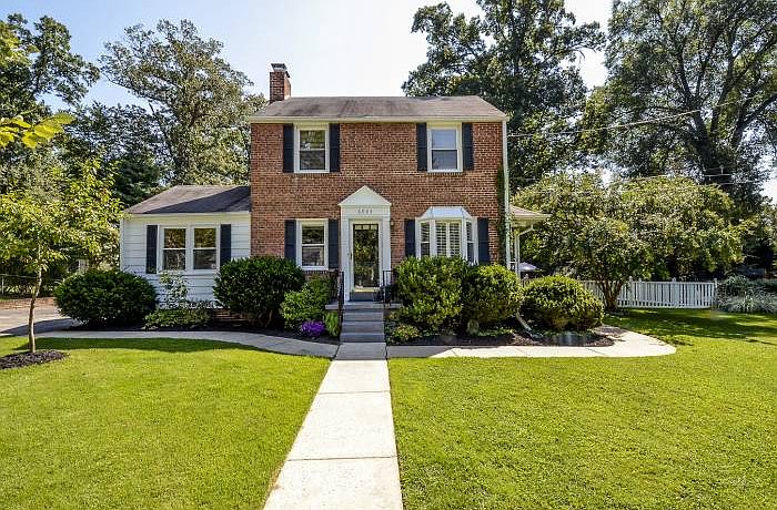 Charming Colonial