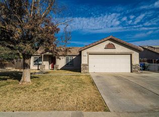 536 Imperial Dr, Hanford, CA 93230