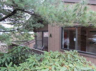 7742 SW Barnes Rd UNIT A, Portland, OR 97225