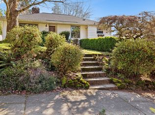 8436 SW 11th Ave, Portland, OR 97219