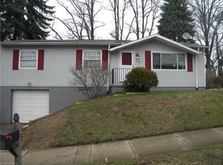 699 Freedom Ave, Akron, OH 44310