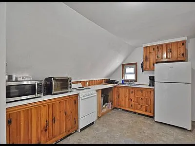 36 Oak St #3 — Photo 4