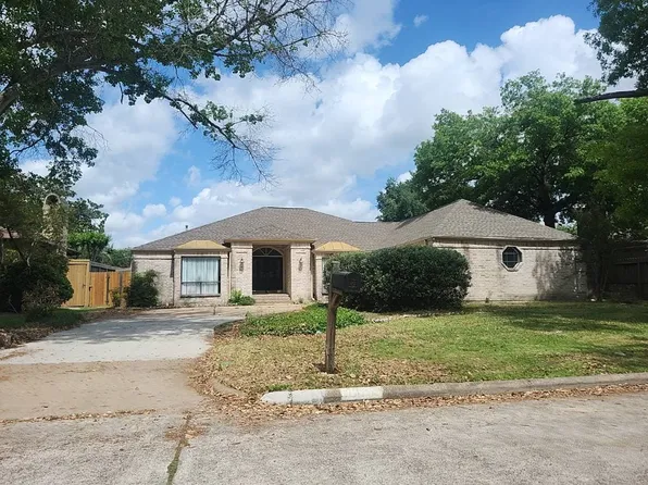 13110 Waldemere Dr, Houston, TX 77077