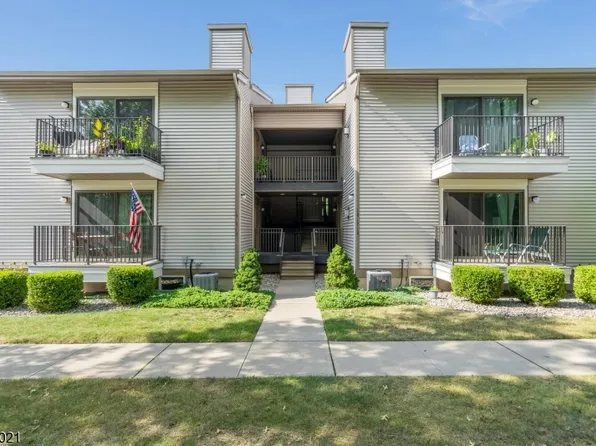 17 Sam Bonnell Dr, Union Twp., NJ 08809