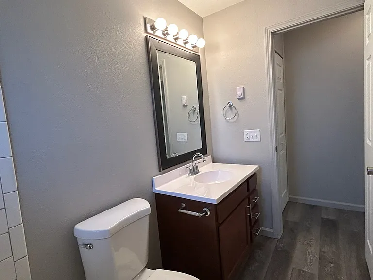 1530 Brooke Park Dr #5 — Photo 10