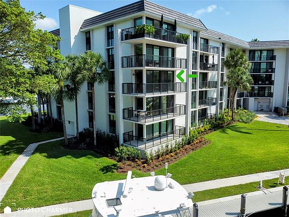 3rd image of 1350 River Reach Drive #303
