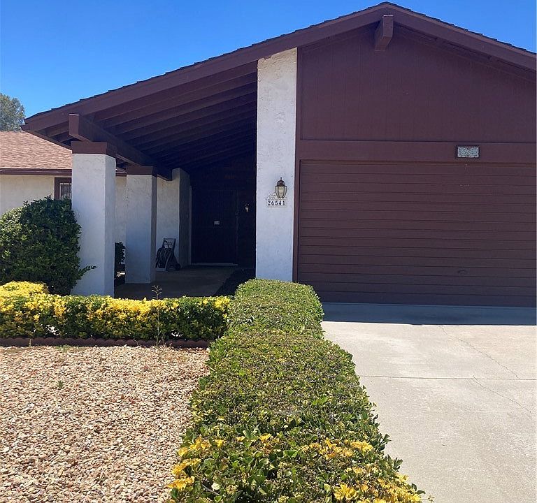 1st image of 26541 Chambers Ave