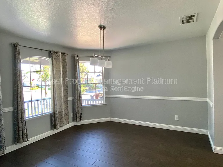 6509 N Vista Ave — Photo 17