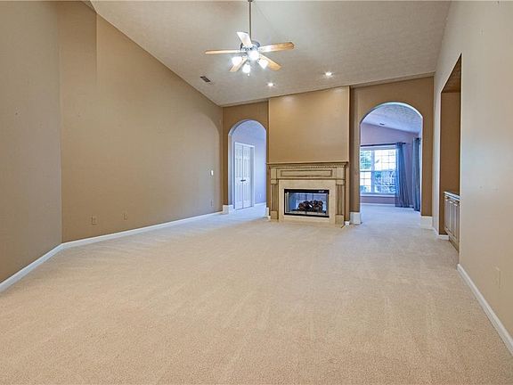 5th image of 1700 Prospect Creek Dr
