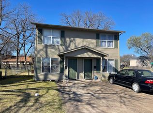 409 E College St, Terrell, TX 75160