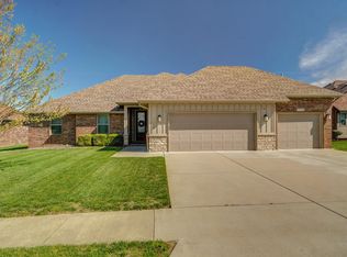 3751 W Cobblefield St, Springfield, MO 65807