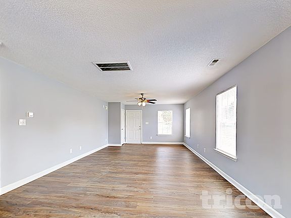 4th image of 3118 Montcalm Ct