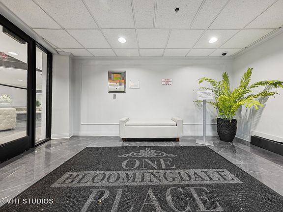 3rd image of 1 Bloomingdale Pl APT 401
