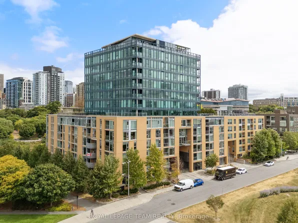 200 Lett St #303, Ottawa, ON K1R 0A7