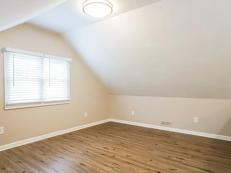 4208 Knightsbridge Way — Photo 11