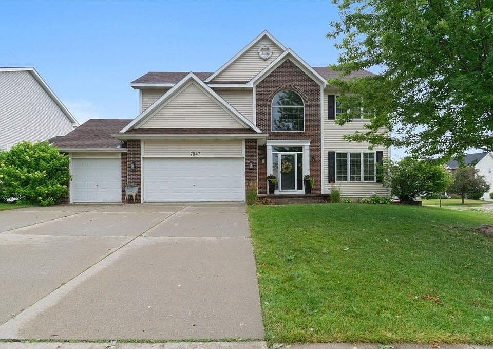 1st image of 7047 Hillcrest Ct