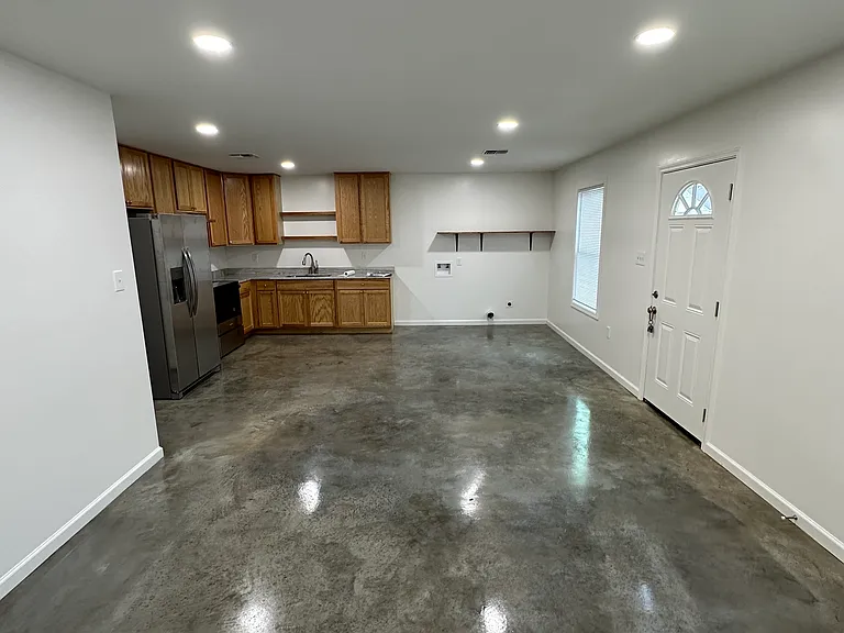 Living Room/Kitchen
