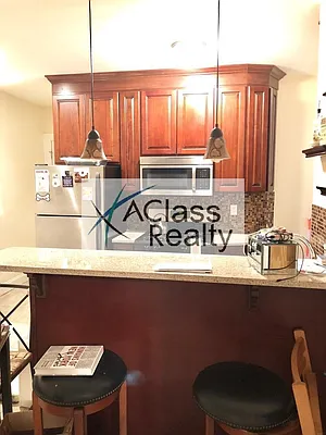 Rented by A Class Realty Long Island City LLC | media 12
