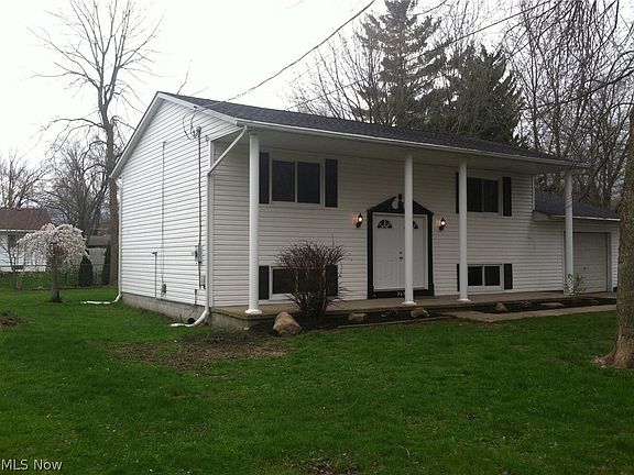 2nd image of 949 Dillewood St