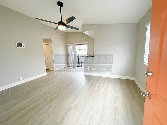 2nd image of 4660 Mississippi St #7