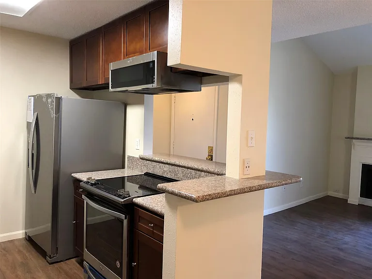 10053 Westpark Dr #324 — Photo 18