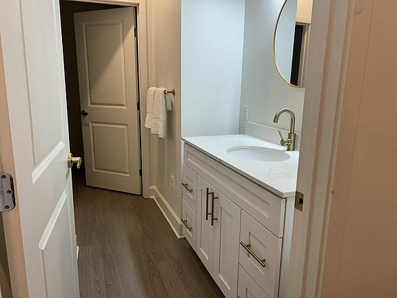 Bathroom Elegance at The Grove