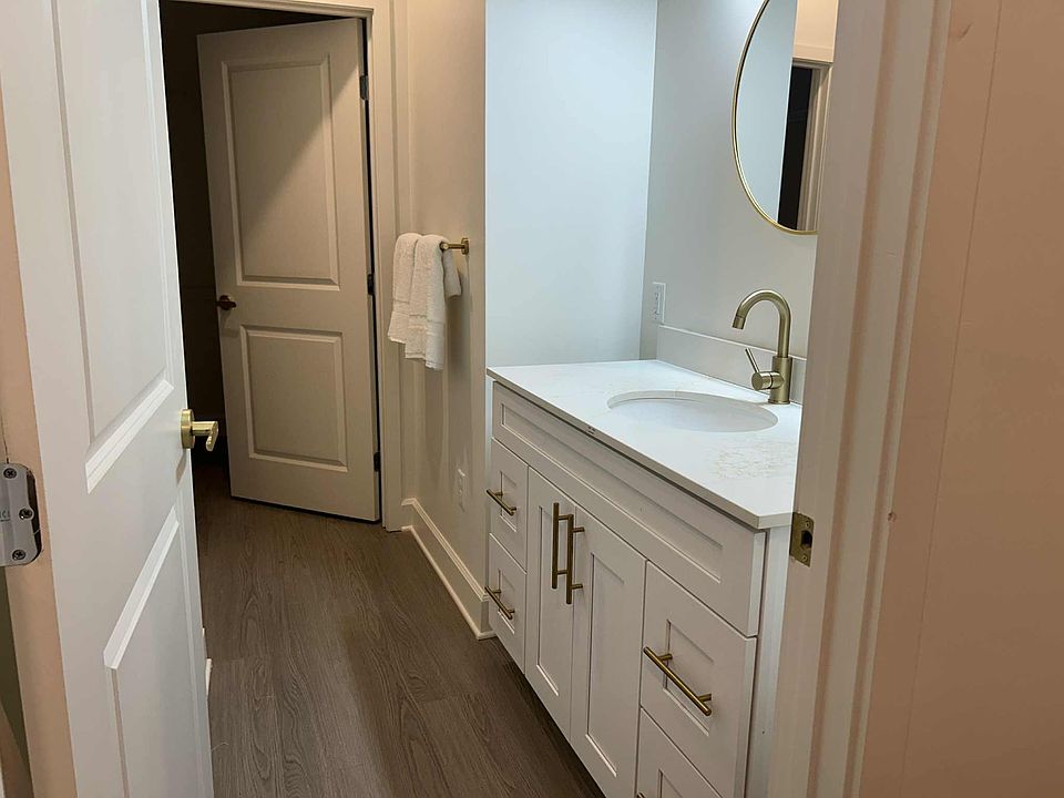 Bathroom Elegance at The Grove