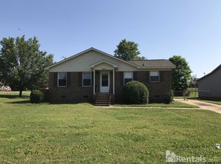 2244 Thornfield Rd, Charlotte, NC 28217